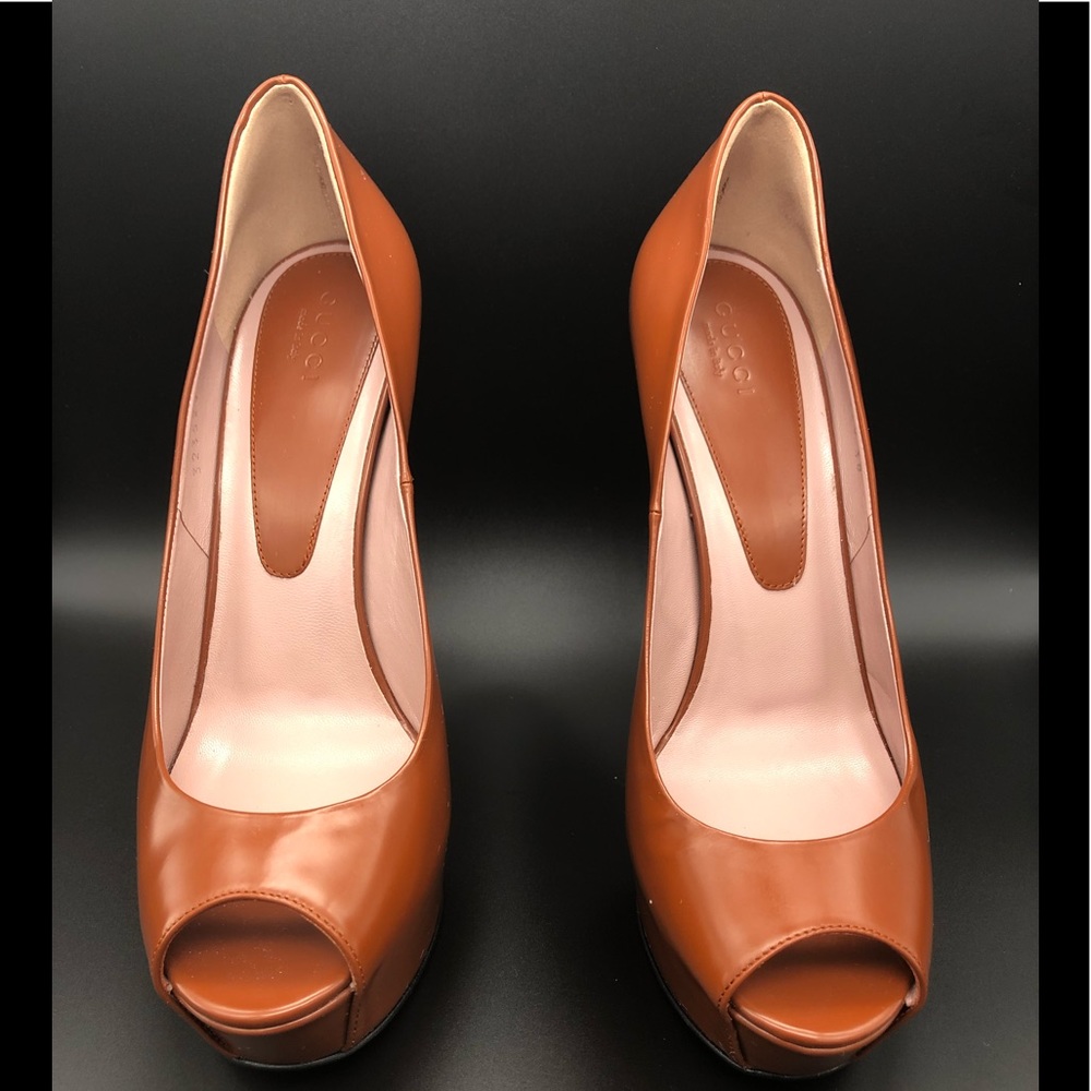 Gucci heel size 38